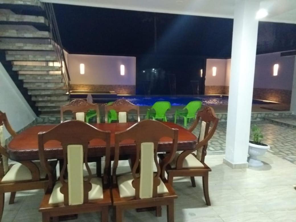 Hospedaje Casa Lucia เลติเซีย ภายนอก รูปภาพ